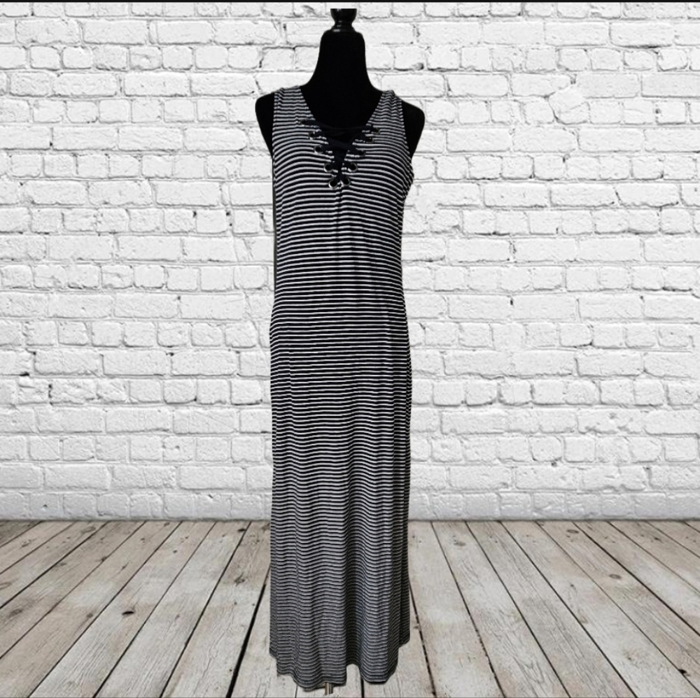 Lily & Lola Striped Maxi Dress